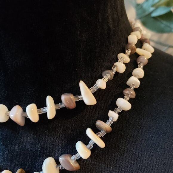 Womens Fashion Mother of Pearl Beads Double Strand Collar Necklace Jewelry - Picture 3 of 6